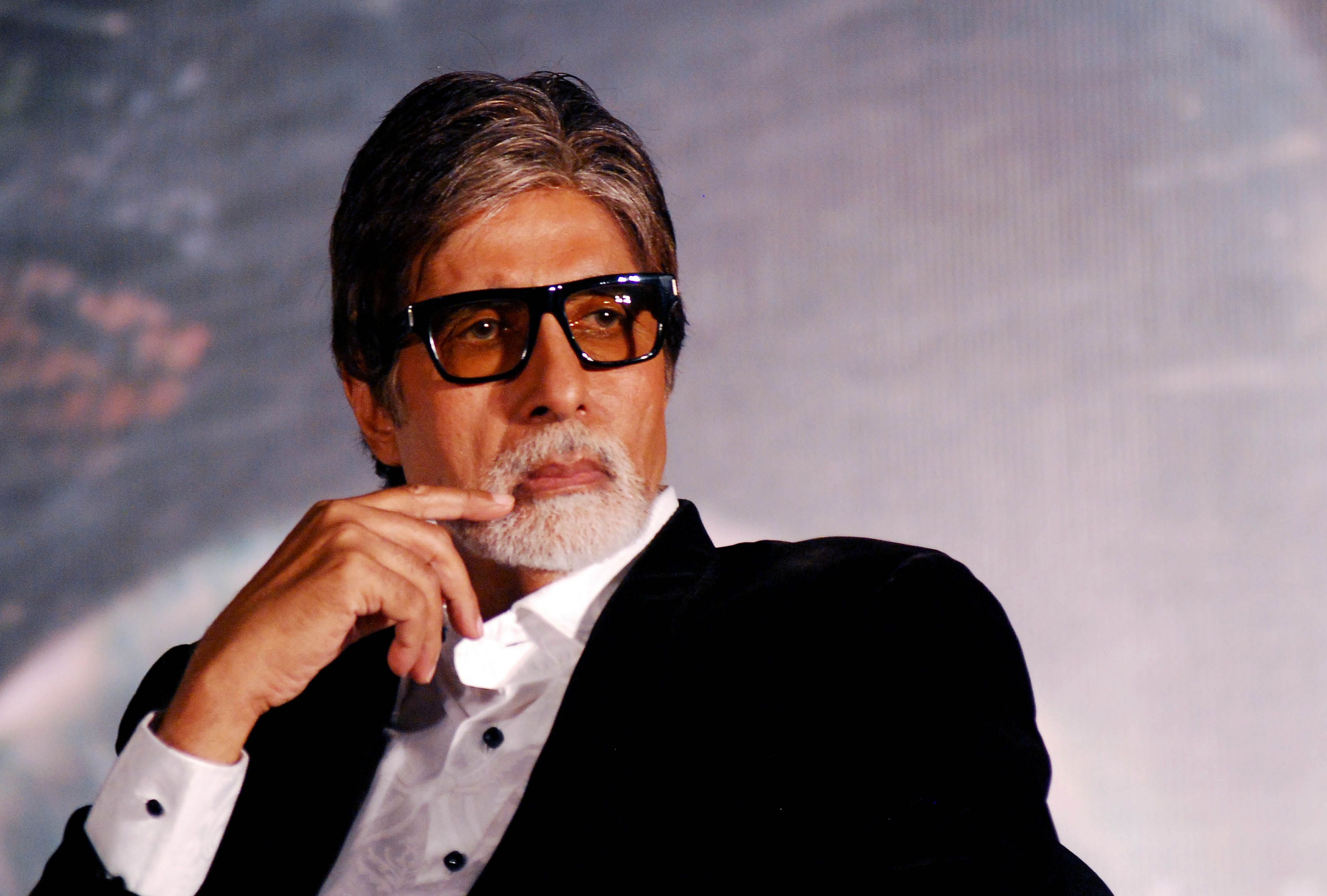 Bollywood Ke Mahanayak Amitabh Bachchan Biography